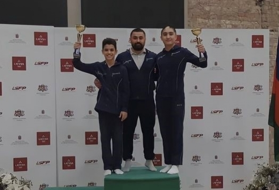 Las gimnastas de Azerbaiyán ganan la medalla de oro en un torneo internacional