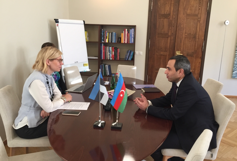 Estoniyalı nazir erməni vəhşiliyi barədə məlumatlandırılıb