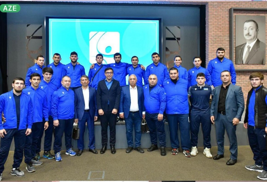 Nazir Fərid Qayıbov qalib idmançılarla görüşüb