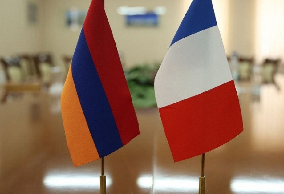 Las semejanzas entre la política aplicada por Francia en Argelia y por Armenia en Karabaj