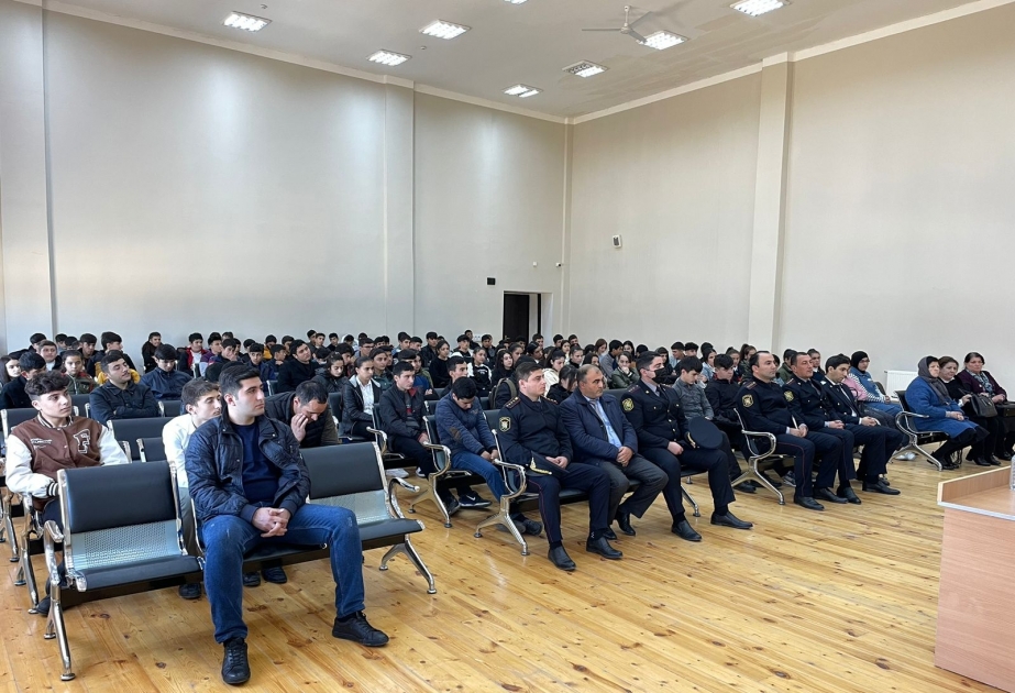 Qobustanda məktəblilər narkomaniya əleyhinə maarifləndirilirlər