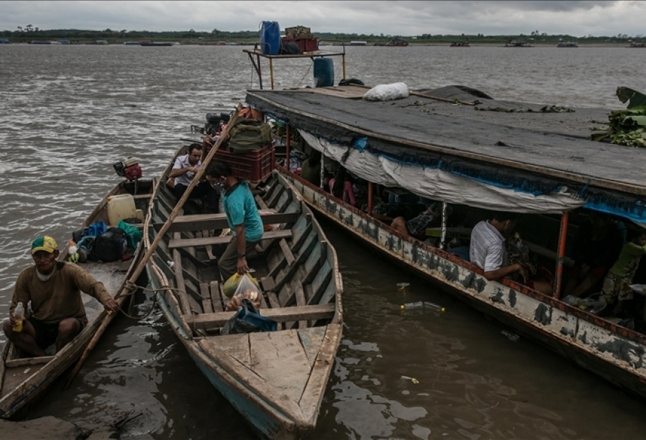 Al menos 150 turistas permanecen retenidos en la Amazonía peruana por indígenas en protesta debido a un derrame de crudo