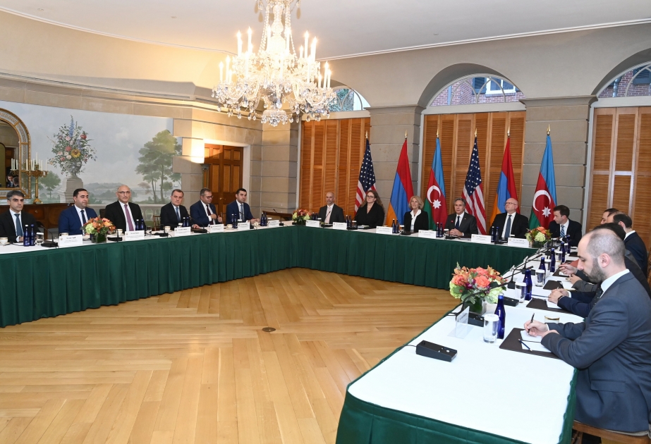 Azərbaycan və Ermənistan XİN rəhbərlərinin ABŞ dövlət katibi ilə üçtərəfli görüşü olub