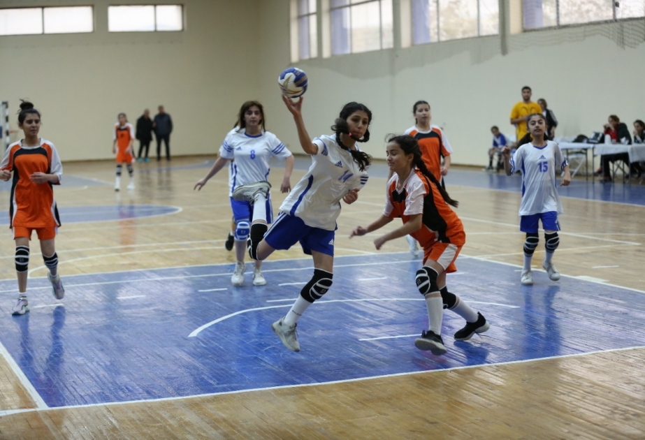 Gəncə Olimpiya İdman Kompleksində həndbol üzrə Azərbaycan birinciliyinin zona yarışlarına start verilib