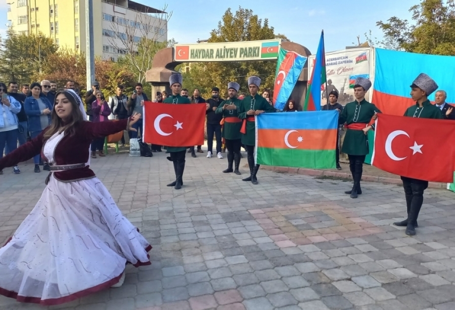 İğdırda Azərbaycanın Zəfər Günü təntənə ilə qeyd edilib