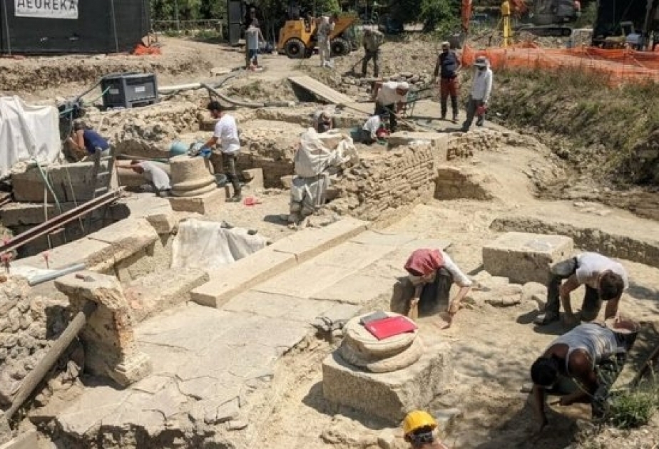 Археологи нашли уникальные бронзовые статуи возрастом 2300 лет