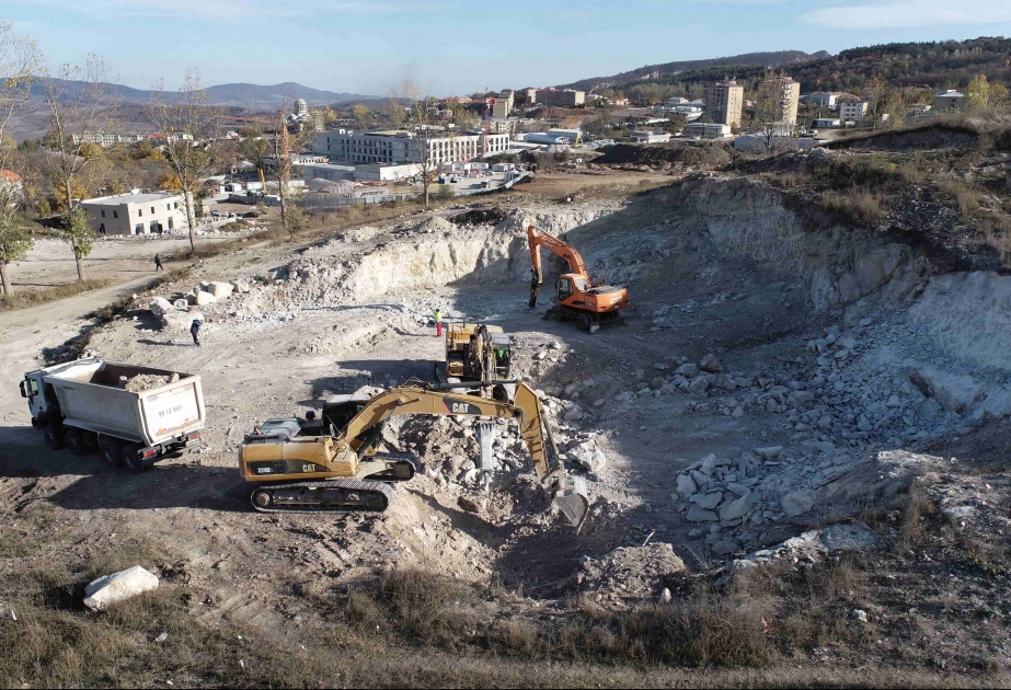 Şuşa şəhərinin içməli su təchizatı sistemlərinin yenidən qurulması layihəsi uğurla davam etdirilir