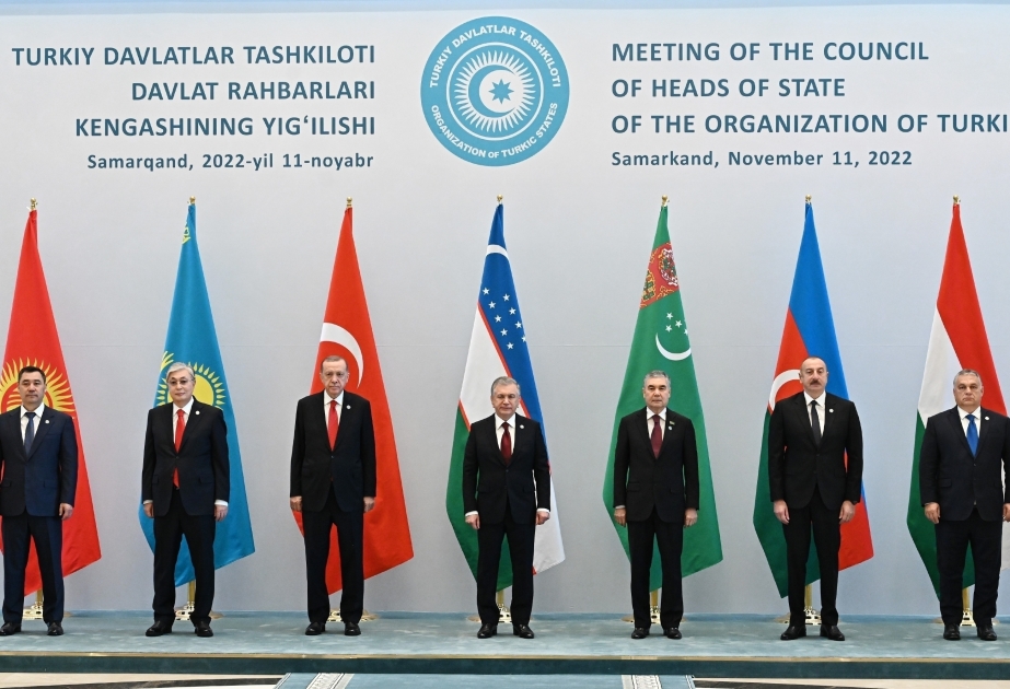 9. Gipfel der Organisation Türkischer Staaten in Samarkand ab Aserbaidschanischer Präsident hielt eine Rede beim Gipfeltreffen VIDEO