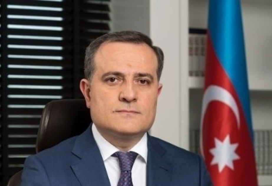 Министр иностранных дел Джейхун Байрамов выразил соболезнования Турции в связи со взрывом в Стамбуле