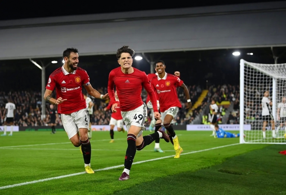 El Manchester United derrota al Fulham (2-1) con un gol de Garnacho en el último minuto