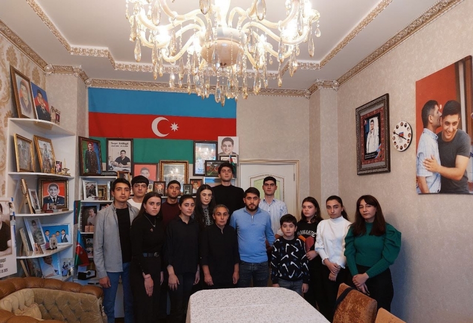 Студенты Педагогического университета навестили семью шехида Тургута Халилбейли