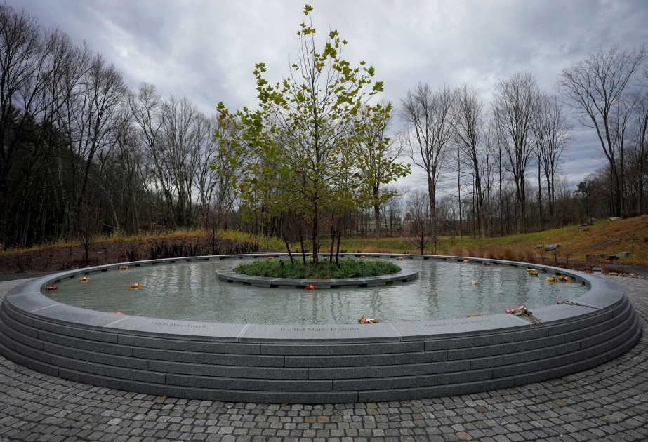 ABŞ-da Sendi-Huk faciəsinin qurbanlarının memorialı açılıb