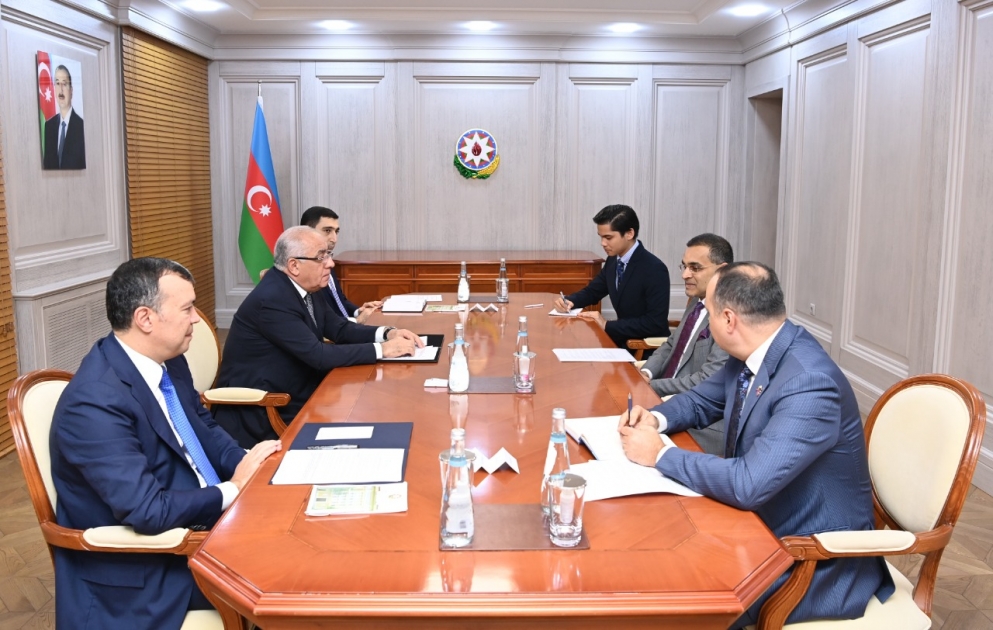 Primer ministro de Azerbaiyán se reúne con el presidente de la Asociación Internacional de la Seguridad Social