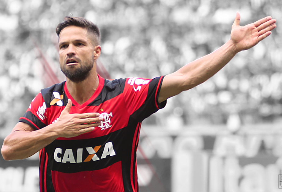 Braziliya millisinin sabiq futbolçusu karyerasını bitirib
