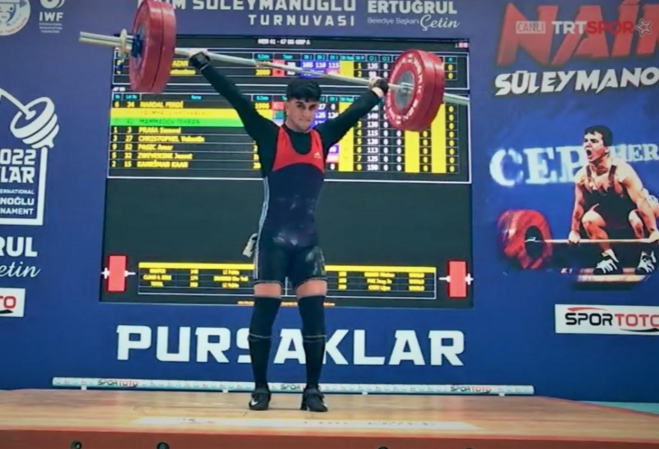 Levantador de pesas azerbaiyano consigue la plata en el torneo de Ankara