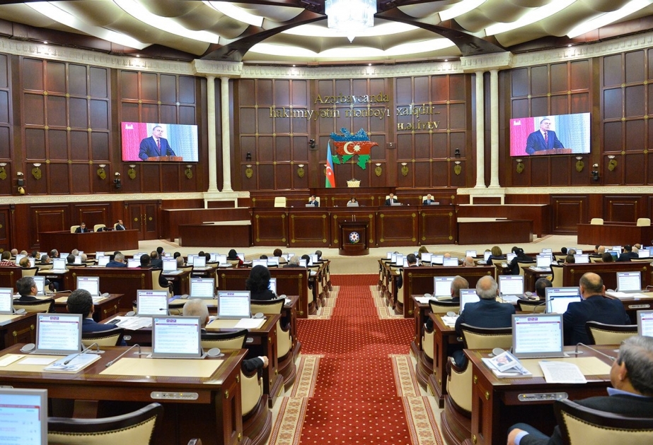 Fransa Senatının riyakar addımına tutarlı cavab verildi