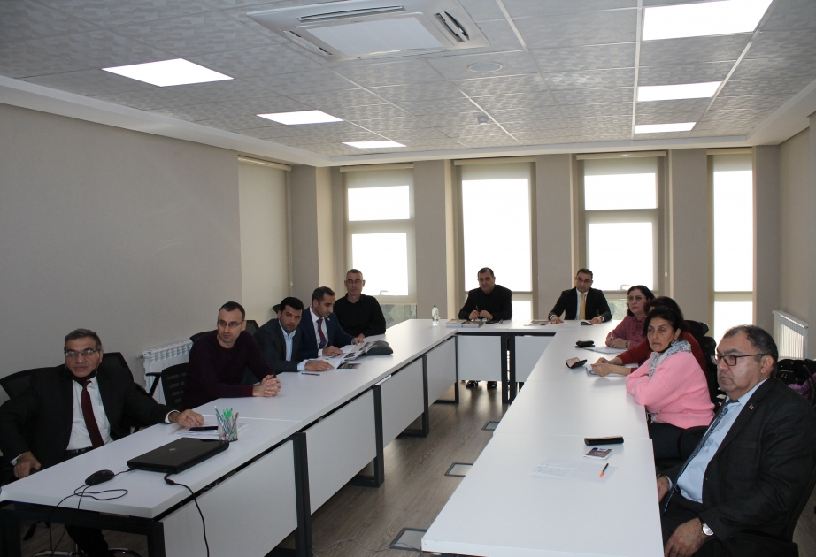 Biologiya və tarix fənləri üzrə qəbul imtahanı modelinə uyğun tapşırıq nümunələri təhlil edilib