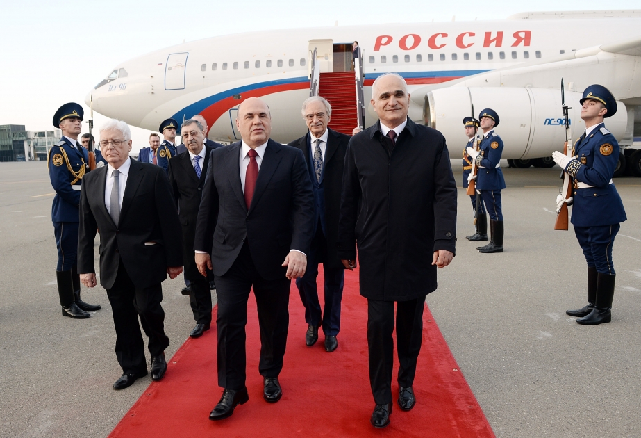 Le Premier Ministre de la Fédération de Russie Mikhaïl Michoustine arrive en Azerbaïdjan