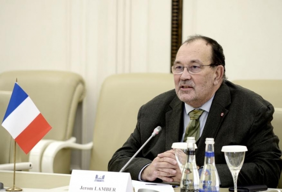 Jerom Lamber Fransa Senatının qətnaməsini biabırçılıq adlandırıb