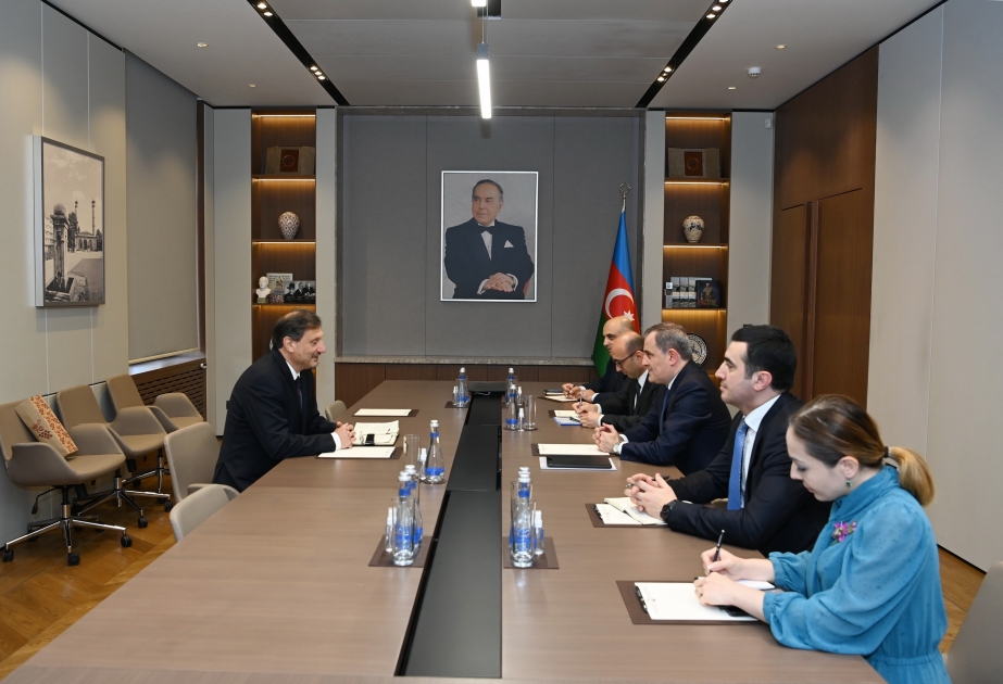 Azərbaycanla Bolqarıstan arasında əməkdaşlıq perspektivləri ətrafında fikir mübadiləsi aparılıb
