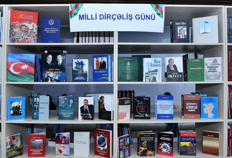 ADNSU-da kitab sərgisi təşkil edilib