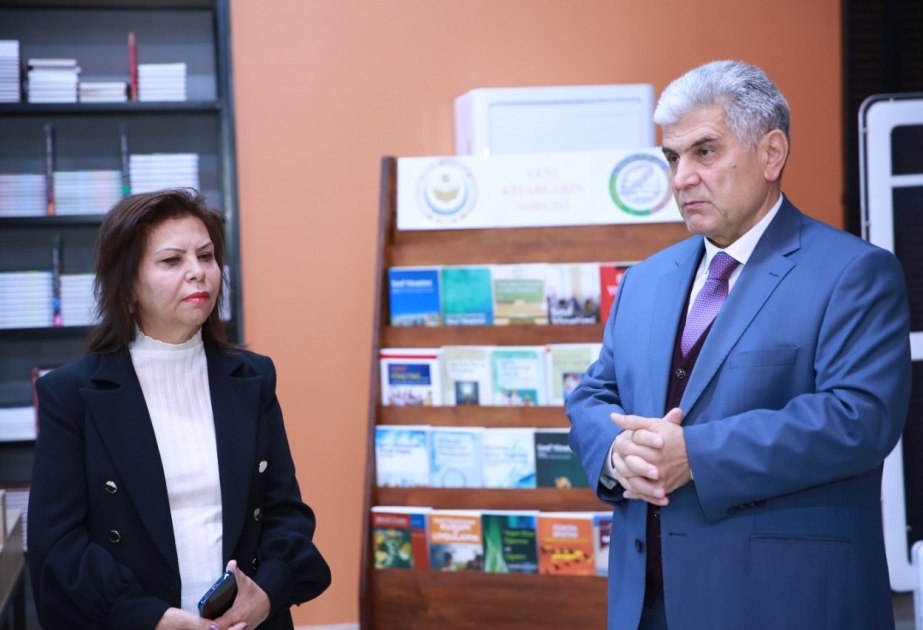 Pedaqoji Universitetdə Türkiyədə nəşr olunan kitabların sərgisi təşkil edilib