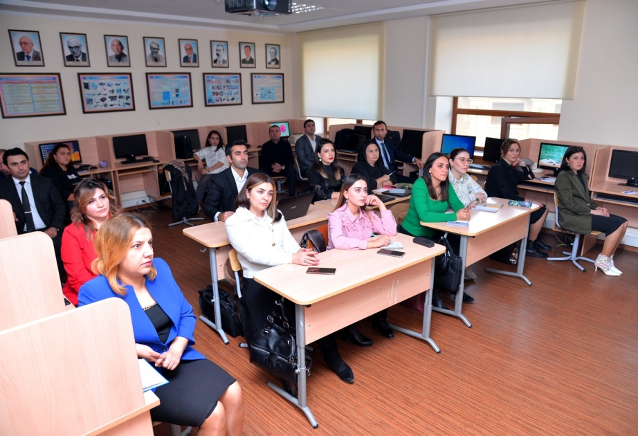 Ümumi təhsil müəssisələrinə direktor müavinləri üçün təşkil olunan təlimlər başa çatıb