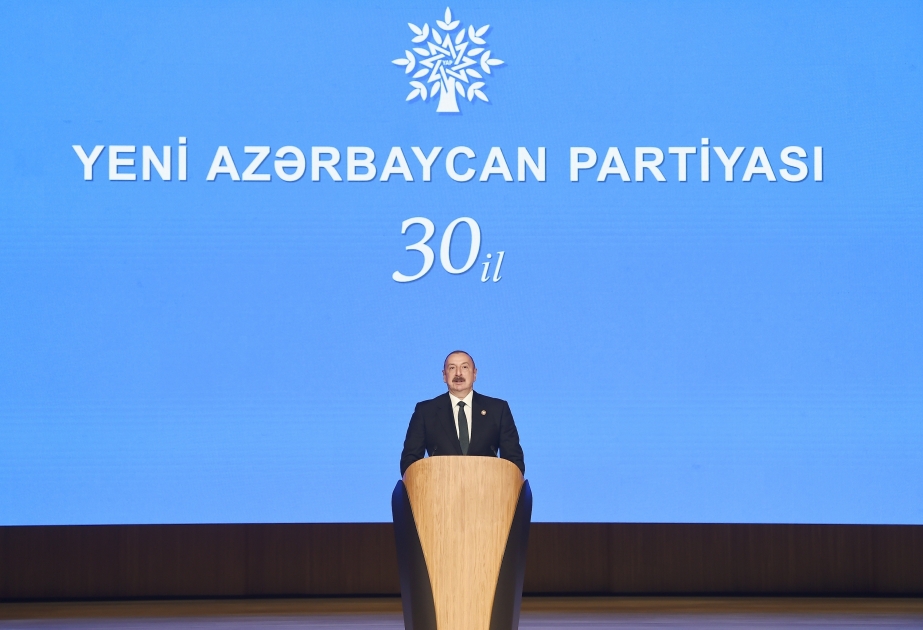 Veranstaltung zum 30. Jahrestag der Gründung der Partei Neues Aserbaidschan  Präsident, Vorsitzender der Partei Neues Aserbaidschan Ilham Aliyev nahm an Veranstaltung teil VIDEO