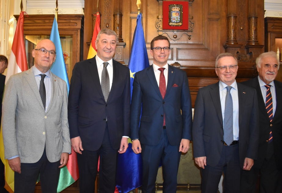 La presentación de los vinos azerbaiyanos "Savalan" tuvo lugar en Madrid
