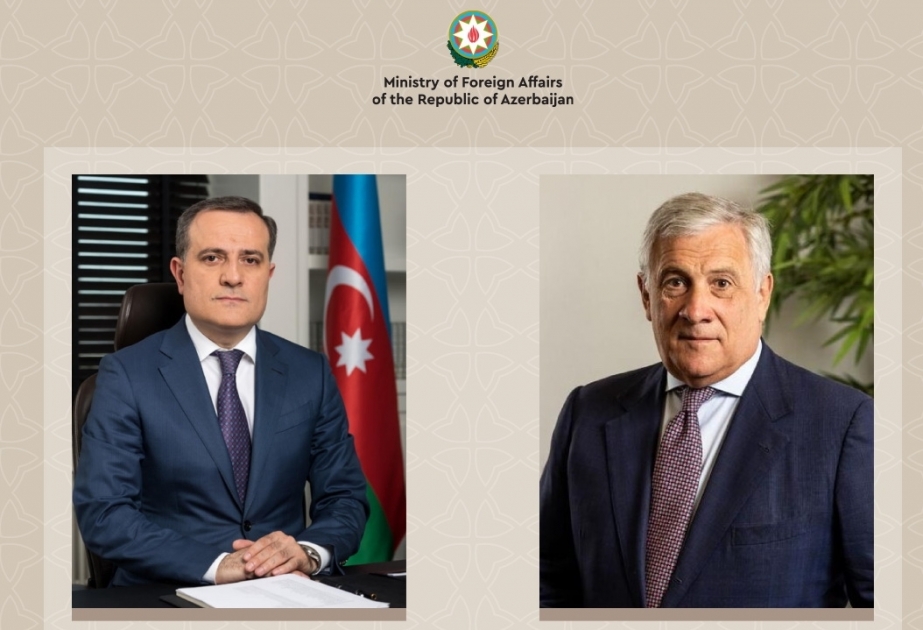Состоялся телефонный разговор между министром иностранных дел Азербайджана и заместителем премьер-министра Италии