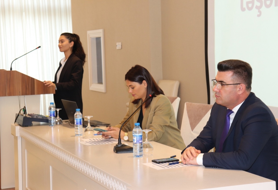 Qəbələdə “Sənətin varsa, sənədin olacaq” layihəsi çərçivəsində tədbir keçirilib