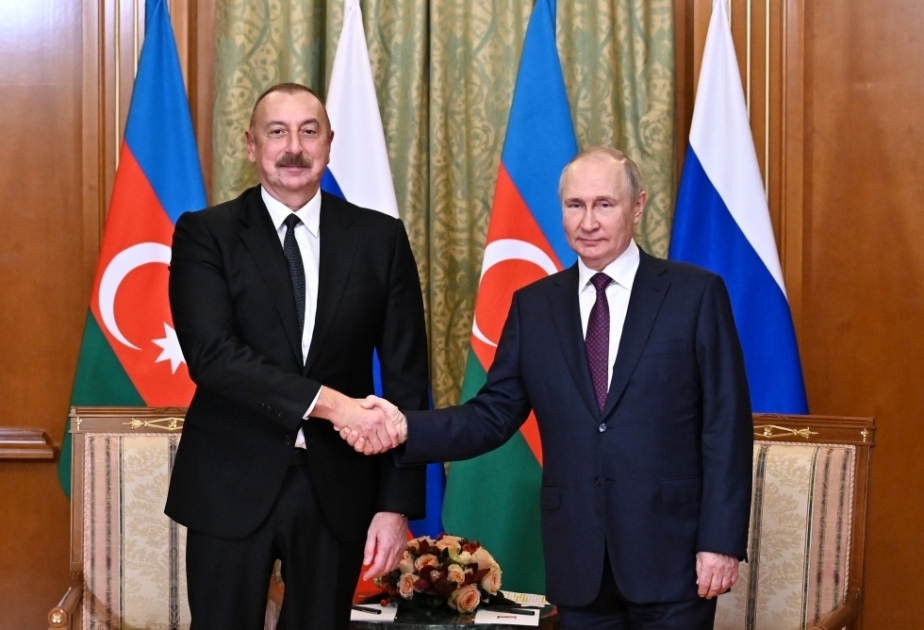 الرئيس الأذربيجاني يتلقى اتصالا هاتفيا من الرئيس الروسي