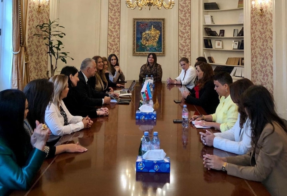 Continúan en París las reuniones en el marco del proyecto "La repercusión europea de las Perlas de Karabaj"