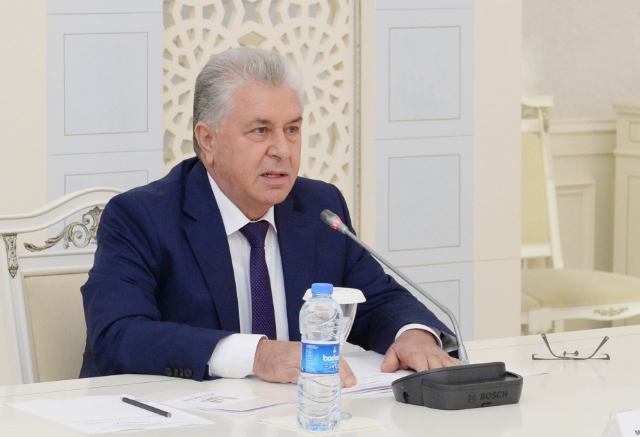 “Siyasi partiyalar haqqında” yeni qanun layihəsi hazırlanarkən 20-dək ölkənin təcrübəsi öyrənilib