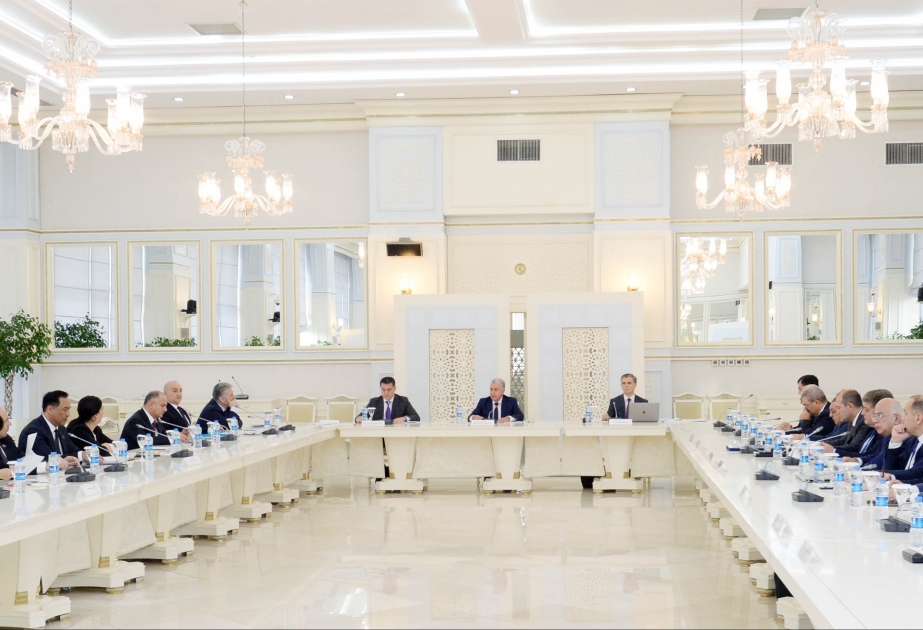 Parlamentdə “Siyasi partiyalar haqqında” qanun layihəsi birinci oxunuşda müzakirə edilib