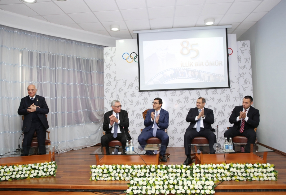 Azərbaycanın görkəmli ictimai xadimi Ağacan Abiyevin 85 illik yubileyi qeyd edilib