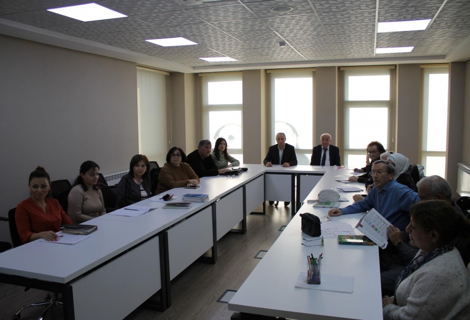 Biologiya və tarix fənləri üzrə qəbul imtahanı modelinə uyğun tapşırıq nümunələri təhlil edilib