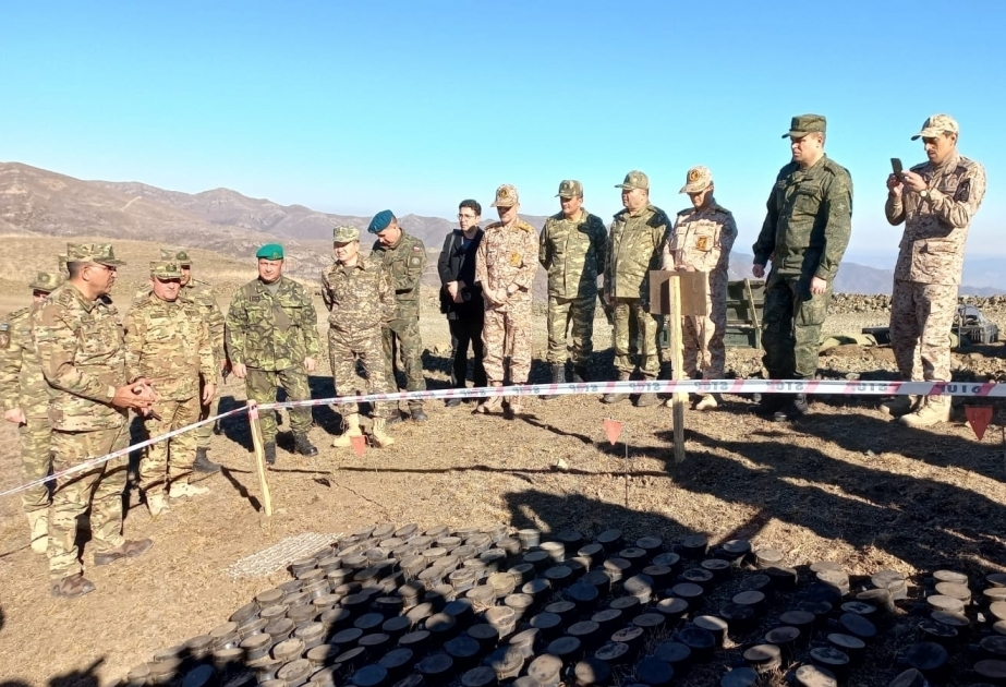 Más de 1.400 nuevas minas fueron plantadas en Lachin tras la guerra - agregados militares de países extranjeros se familiarizan con las huellas del terrorismo armenio