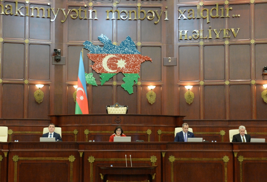 Milli Məclisin növbəti plenar iclası başlayıb
