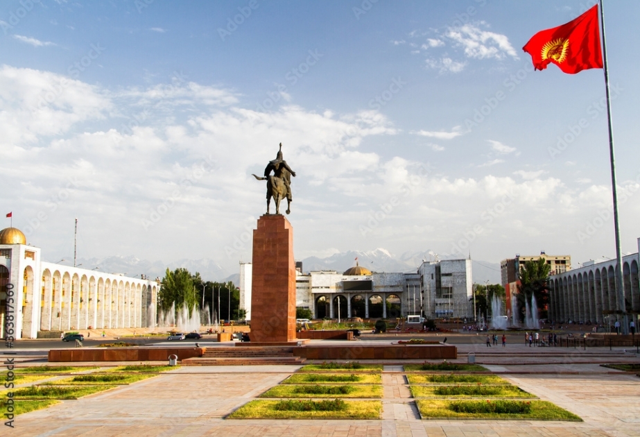 Qırğızıstan parlamentinin spikeri paytaxt rayonlarının adlarını təcili dəyişdirməyə çağırıb