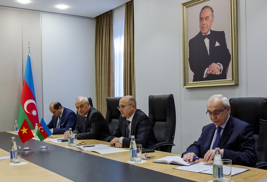 Energetika naziri Vyetnam Kommunist Partiyasının nümayəndə heyəti ilə görüşüb