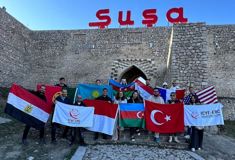 Şuşada beynəlxalq blogerlər üçün ustad dərsi təşkil olunub