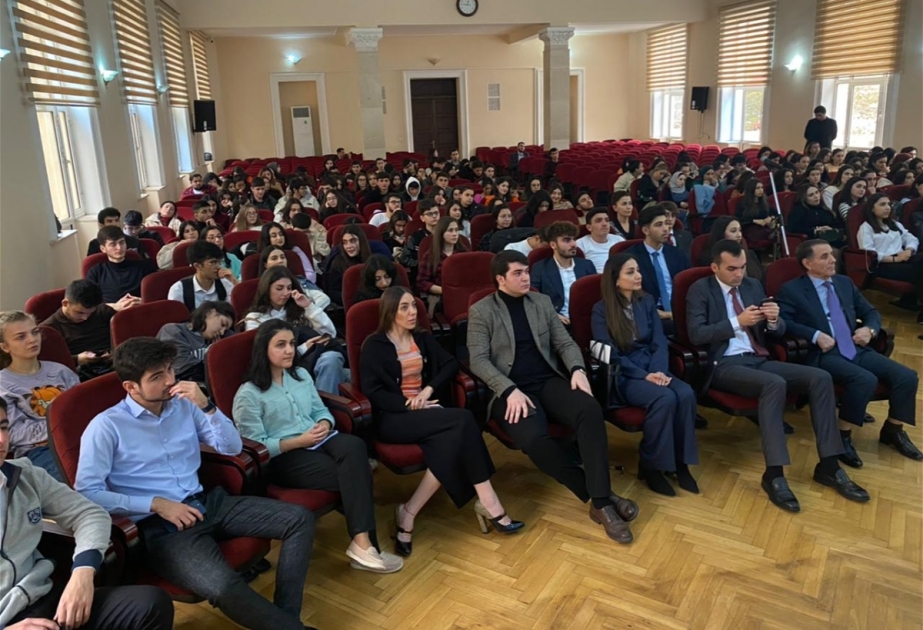 ADU-da Qoşulmama Hərəkatının Gənclər Şəbəkəsinin nümayəndələri ilə görüş keçirilib