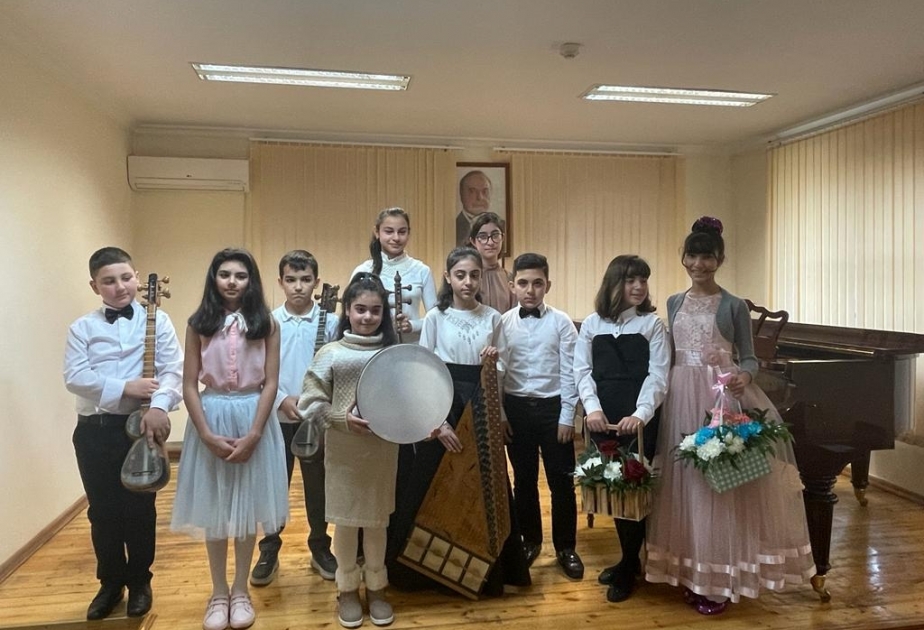 Mərkəzi İncəsənət Məktəbində “Uşaq hüquqları aylığı” ilə əlaqədar konsert-tədbir təşkil edilib