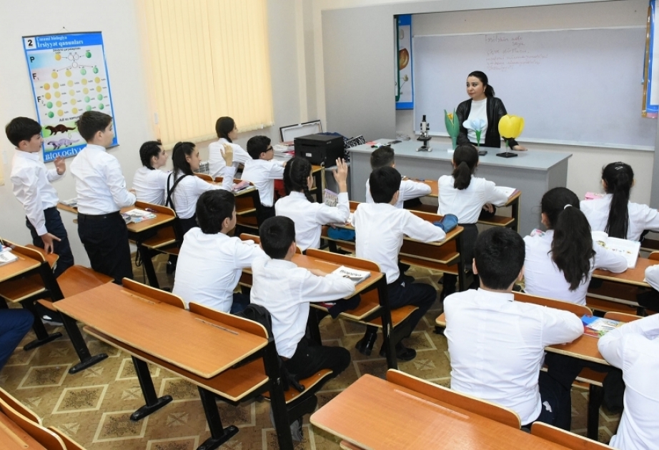Gələn il təhsil müəssisələrində “Heydər Əliyev dərsləri” keçiriləcək