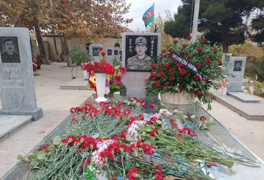 Şəhid Qələndər Alıyevin anım mərasimi keçirilib VİDEO