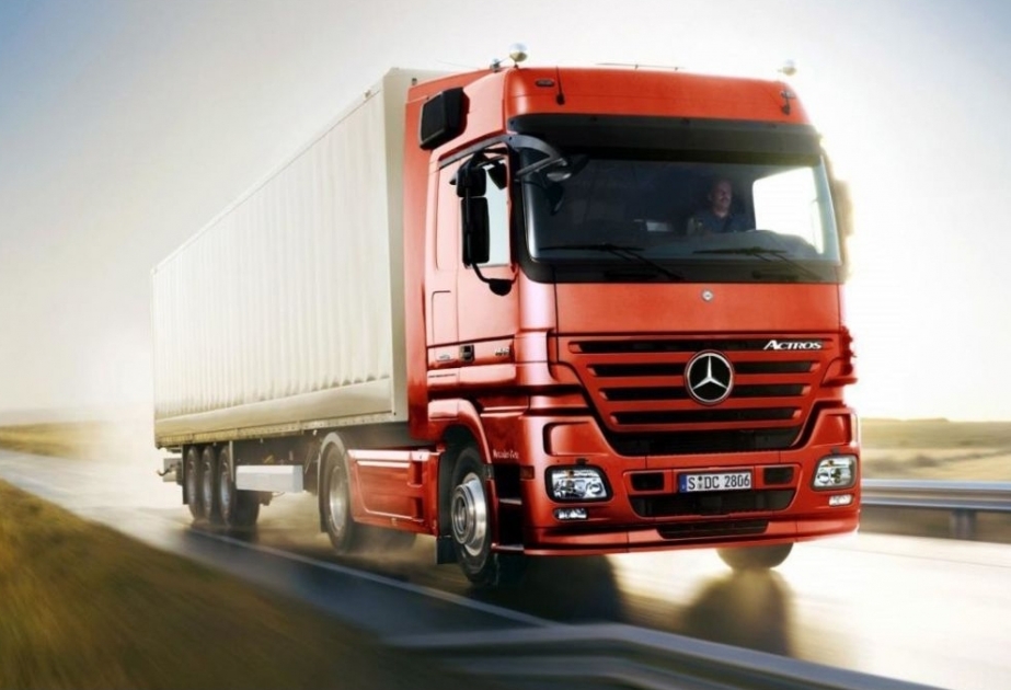 Azerbaïdjan : 3585 camions ont été importés en neuf mois

