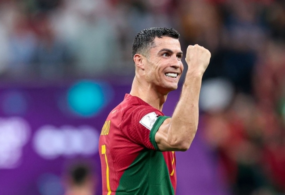 “Əl-Nəsr” klubu Ronaldoya 200 milyon avroluq müqavilə təklif edib