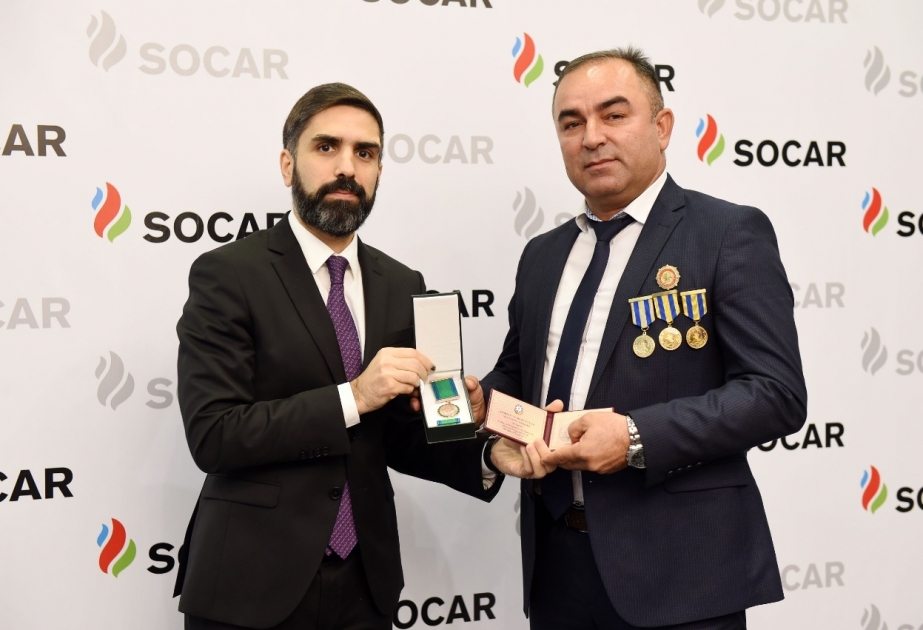 Neft sənayesi işçilərinə yüksək dövlət təltifləri təqdim olunub