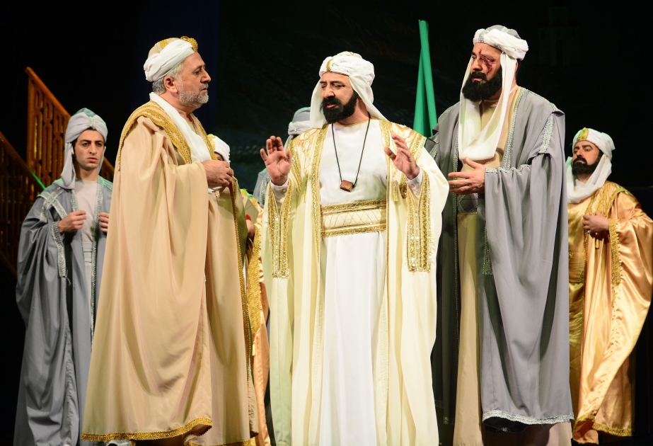 Hüseyn Cavidin xatirəsi Gənc Tamaşaçılar Teatrında anılıb